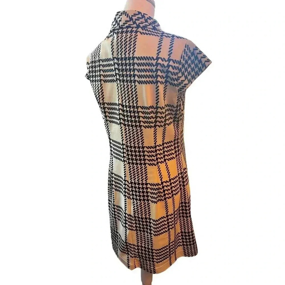 R & K originals dress with black and white abstract pattern pockets medium - Picture 3 of 4